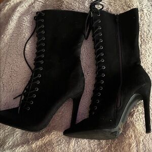 Elegant Black Lace-Up Women's Boots